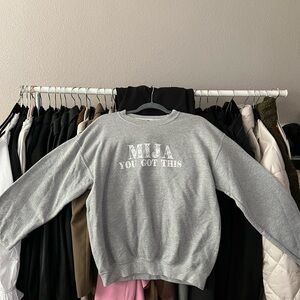 Crewneck sweater